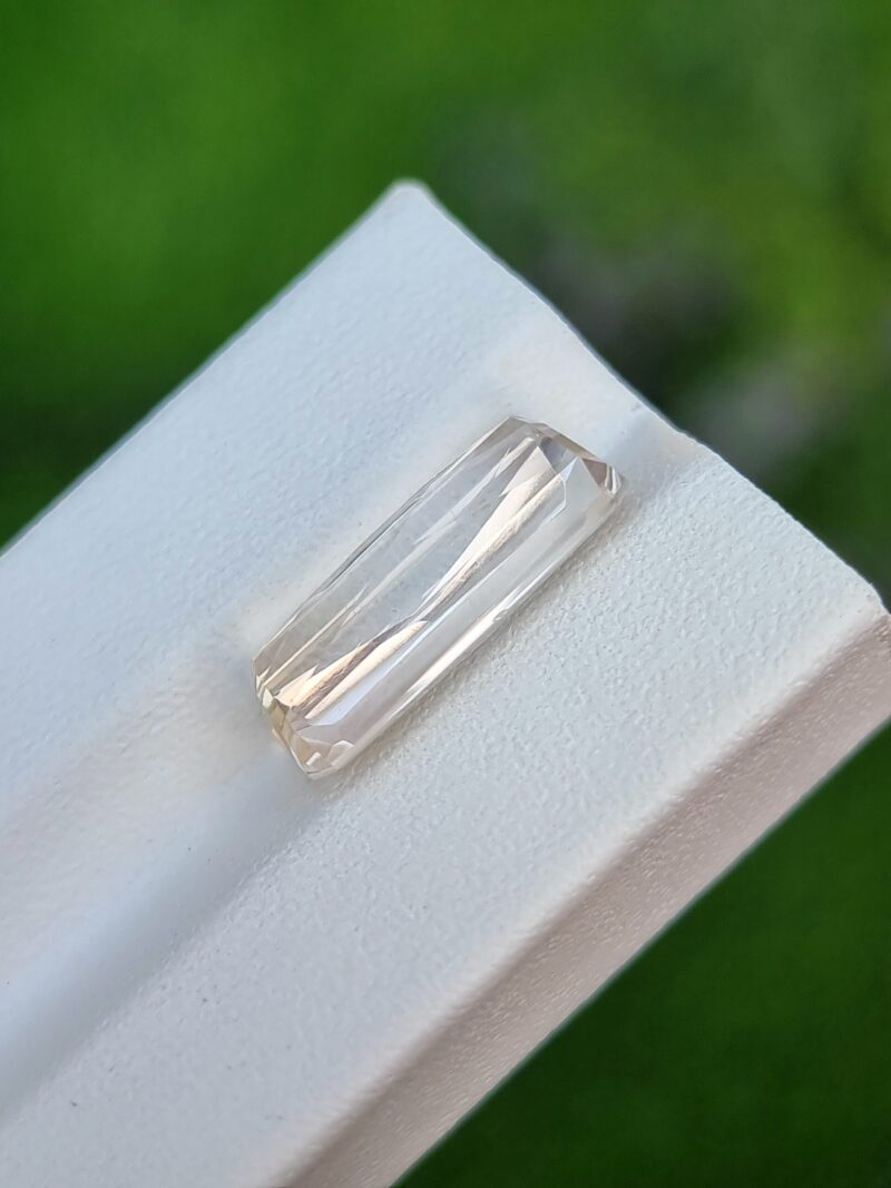 Natural Imperial Topaz 6.48 ct light yellow gemstone from Katlang, Pakistan