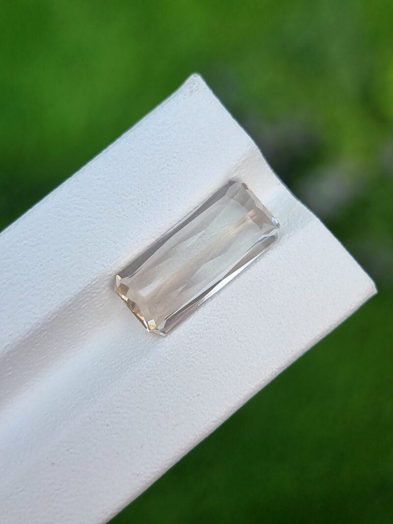 Natural Imperial Topaz 6.48 ct light yellow gemstone from Katlang, Pakistan