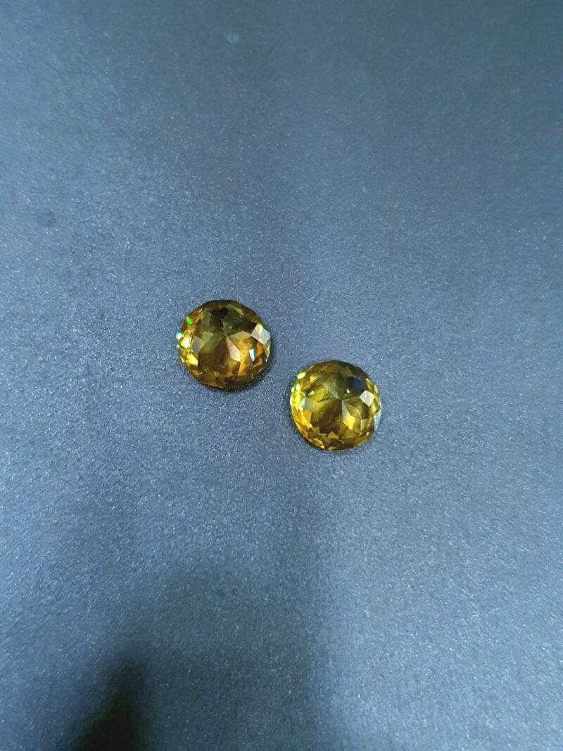 sphene titanite | multicolor | chrome