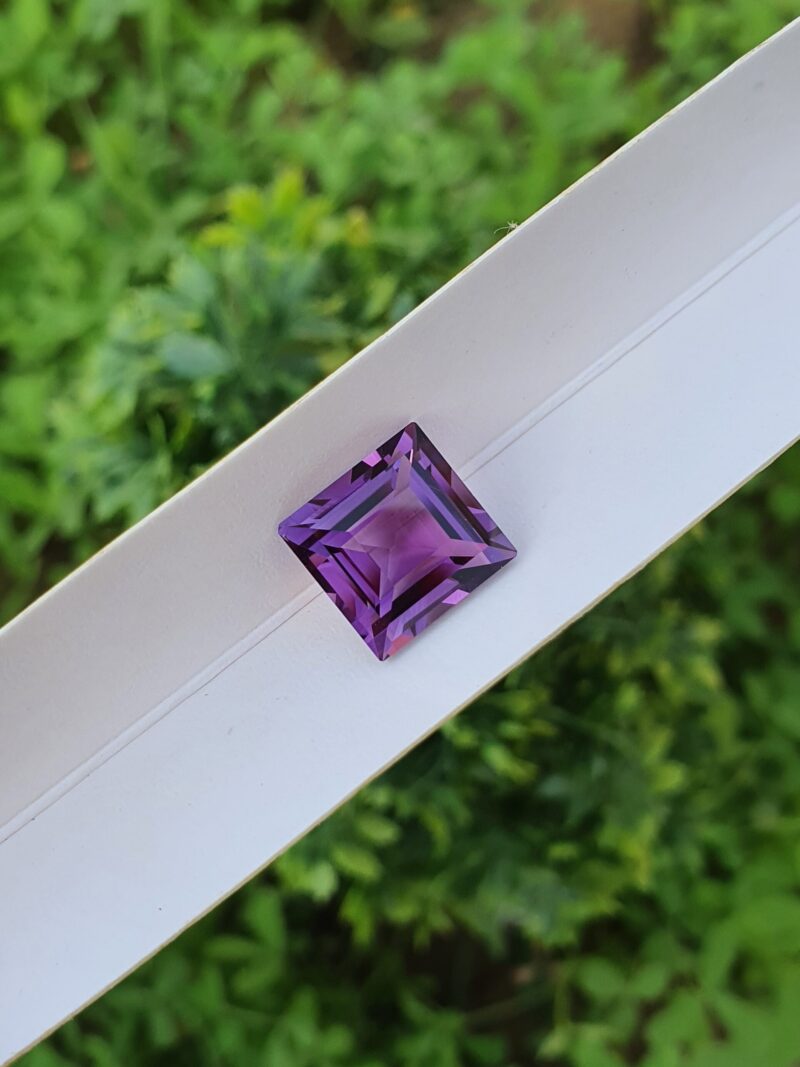 amethyst purple color natural loose