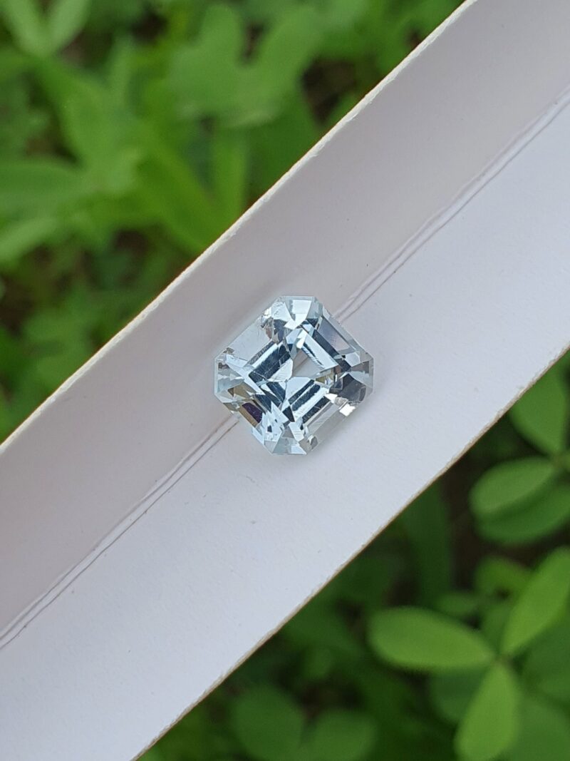 aquamarine light blue eye clean natural loose faceted
