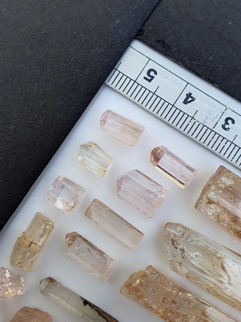 Raw Imperial and Pink topaz crystals from katlang paksitan
