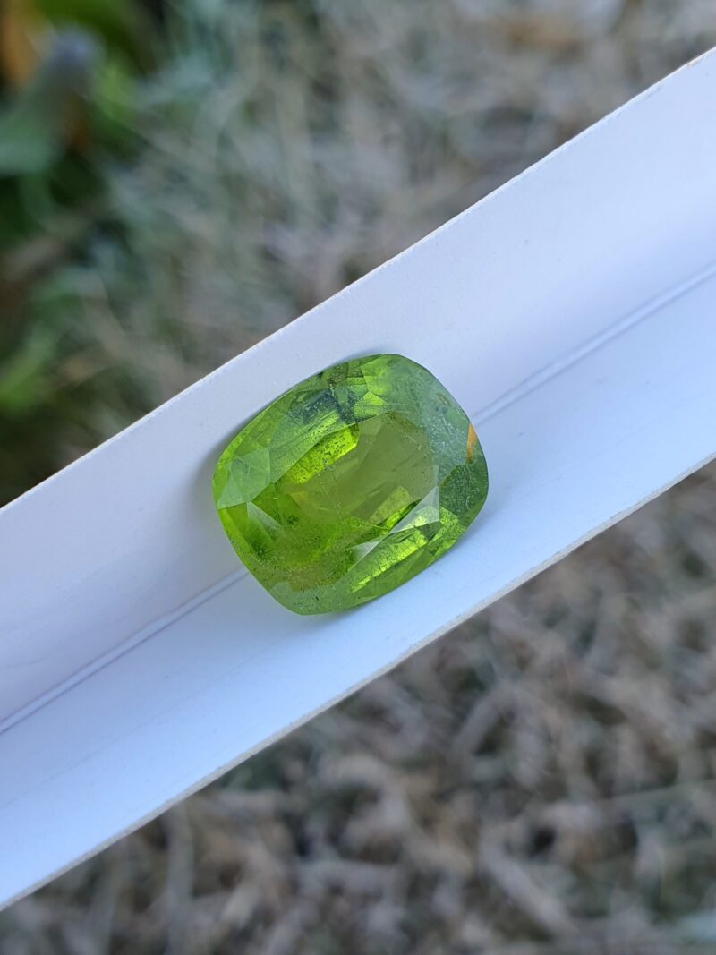 peridot stone from pakistan