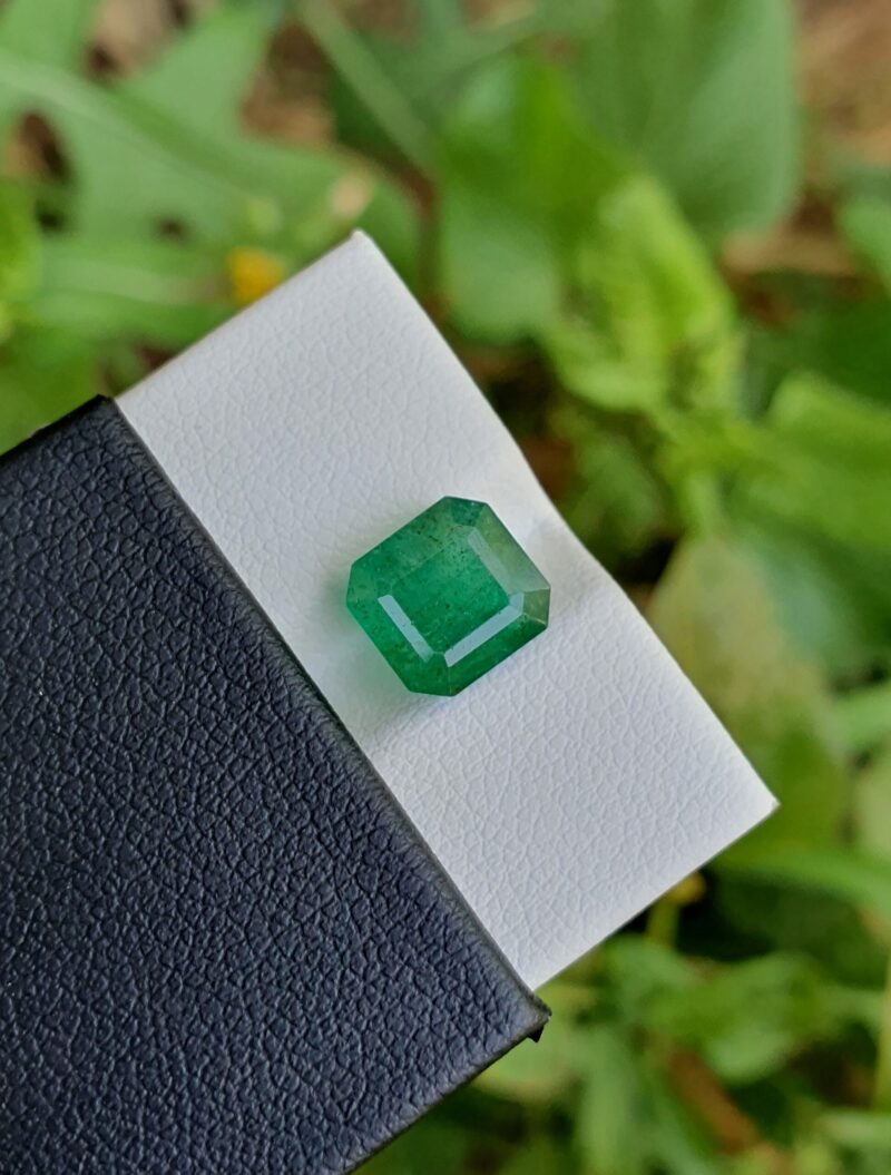 High-quality Natural Emerald from Zambia, weighing 3.21 ct and measuring 8.09 x 7.68 x 6.34 mm