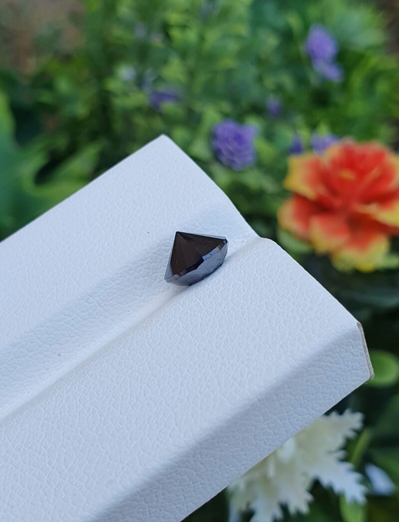 black diamond natural loose certified