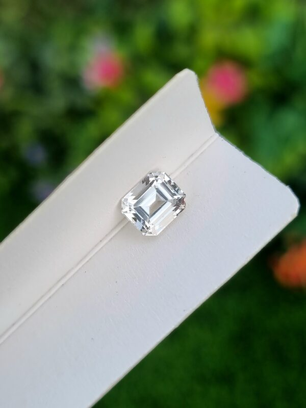 Topaz stone loupe Clean from katlang Pakistan