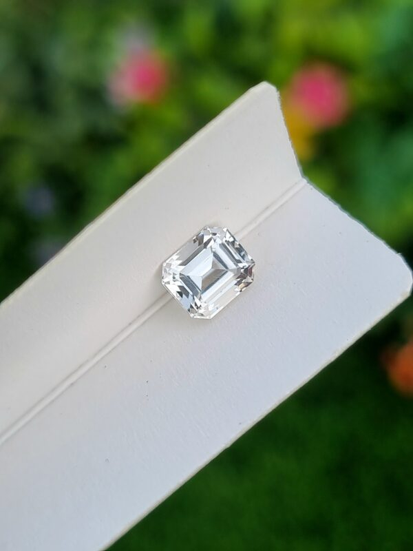 Topaz stone loupe Clean from katlang Pakistan