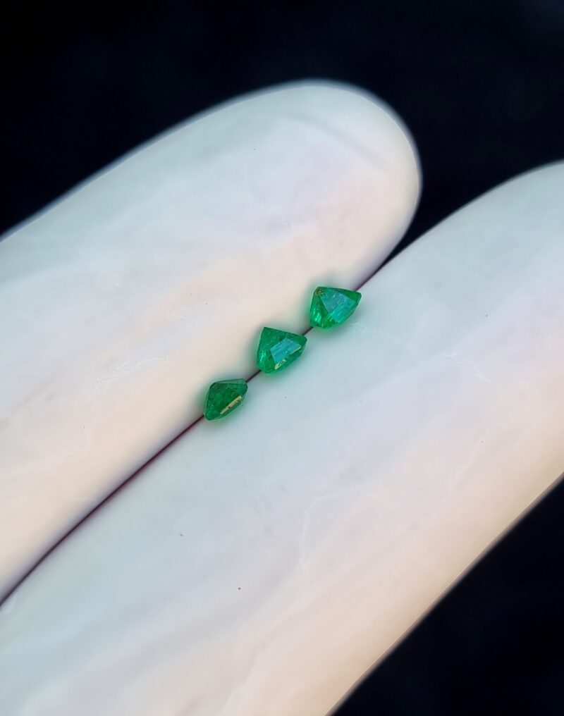 emerald stone lot from panjshir afghanistan