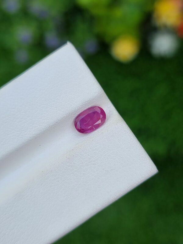 Sapphire stone from afghanistan