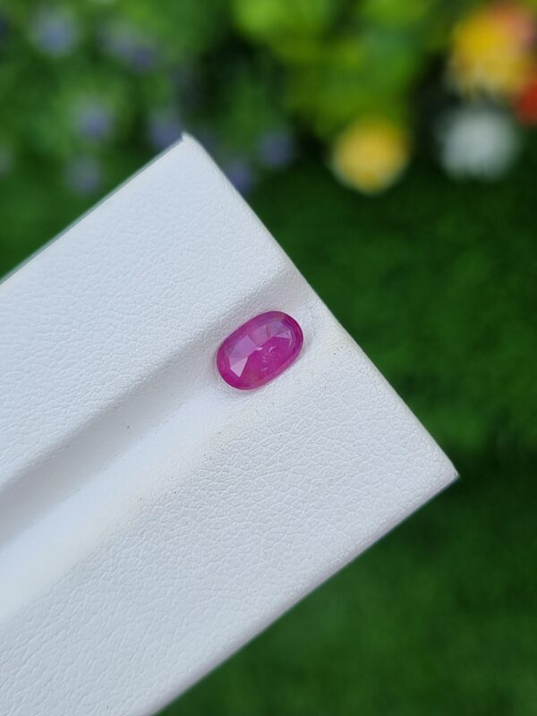 Sapphire stone from afghanistan