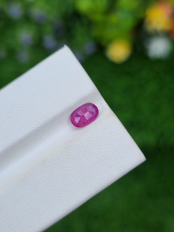 Sapphire stone from afghanistan