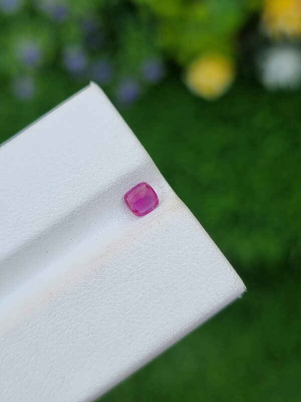 Pink sapphire stone from afghanistan