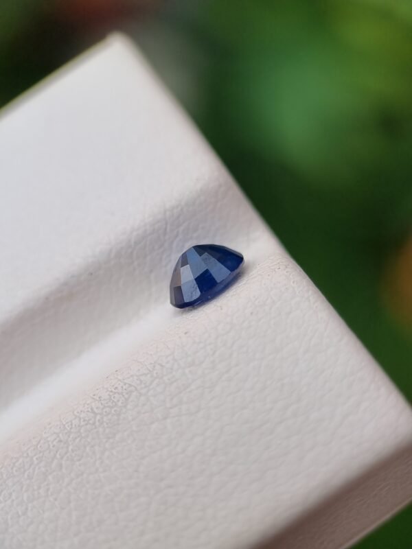 0.61 ct Natural Blue Sapphire Oval Shape Gemstone Certified by Galaxy Gemological Institute