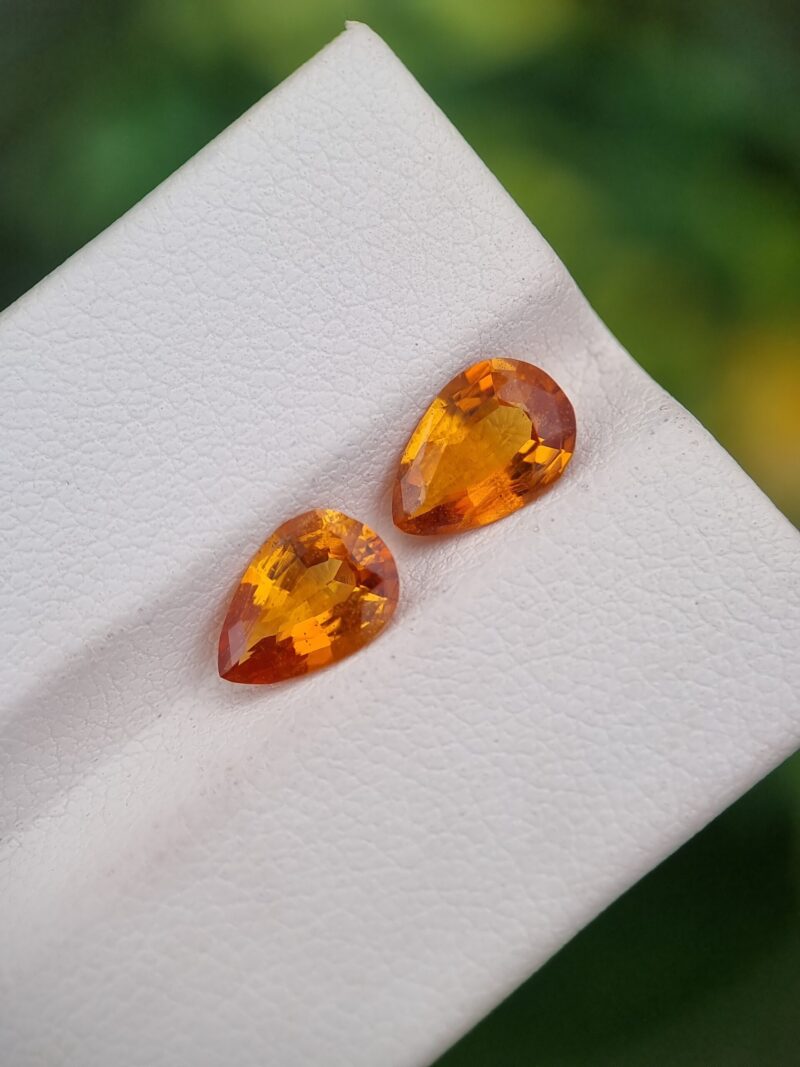 Pair of Natural Clinohumite Stones - Matching Pear Shapes - 1.15 ct and 1.08 ct - Tajikistan Origin