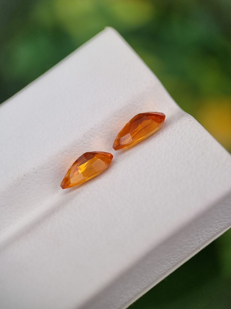 Pair of Natural Clinohumite Stones - Matching Pear Shapes - 1.15 ct and 1.08 ct - Tajikistan Origin
