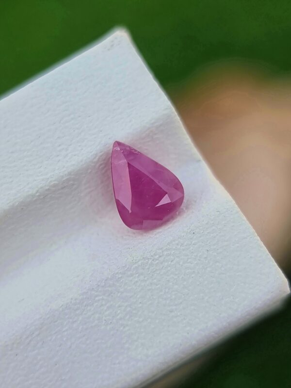 Natural Sapphire 1.39 ct purplish pink pear-shaped semi-transparent gemstone from Afghanistan (untreated)
