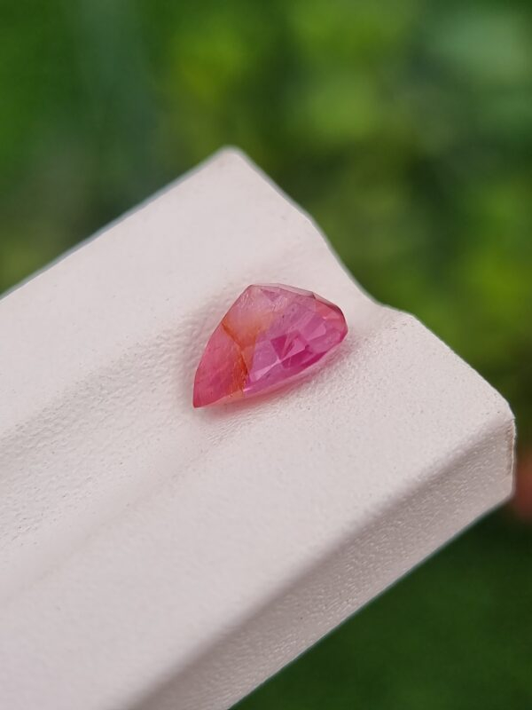 Natural Padparadscha Sapphire 3.80 ct Pear Cut – Orangish Pink, Untreated, Certified