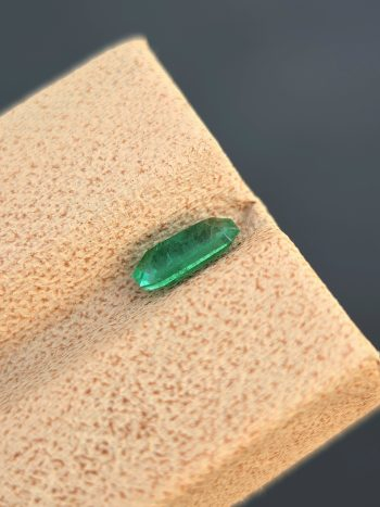 Natural 0.57 ct Green Emerald Emerald Cut from Swat Pakistan