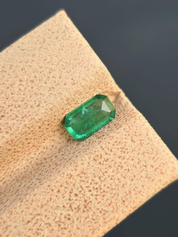 Natural 0.57 ct Green Emerald Emerald Cut from Swat Pakistan