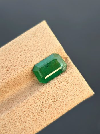 Natural 1.72 ct Green Emerald Emerald Cut from Swat Pakistan – Semi-Transparent