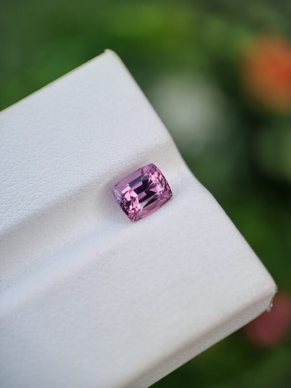 Pink spinel stone loupe clean from badakhshan afghanistan