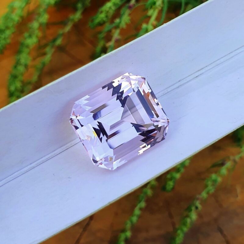 Natural Morganite Gemstone